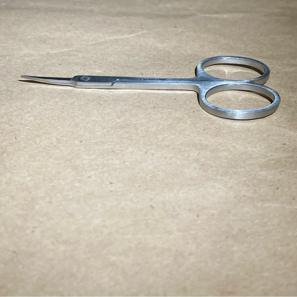 Bobbi brown scissor